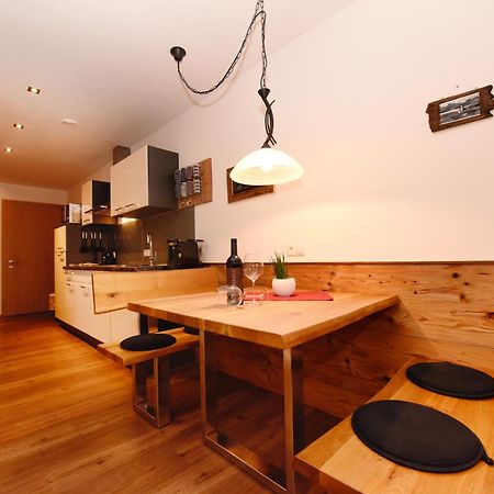 Apartment Marent Garten Chalet ฟานดันส์ ภายนอก รูปภาพ