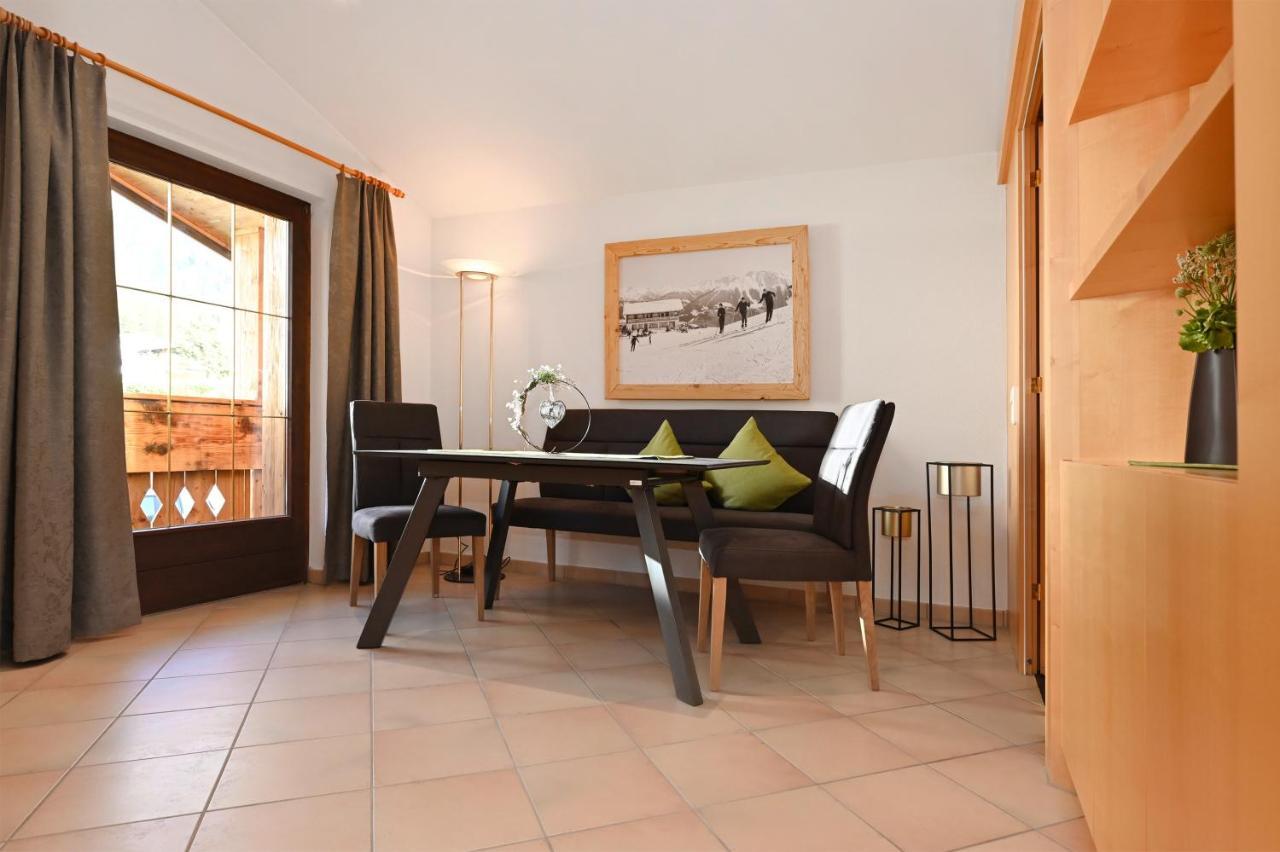 Apartment Marent Garten Chalet ฟานดันส์ ภายนอก รูปภาพ