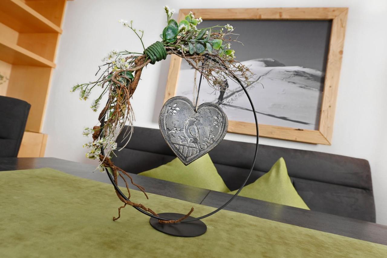 Apartment Marent Garten Chalet ฟานดันส์ ภายนอก รูปภาพ