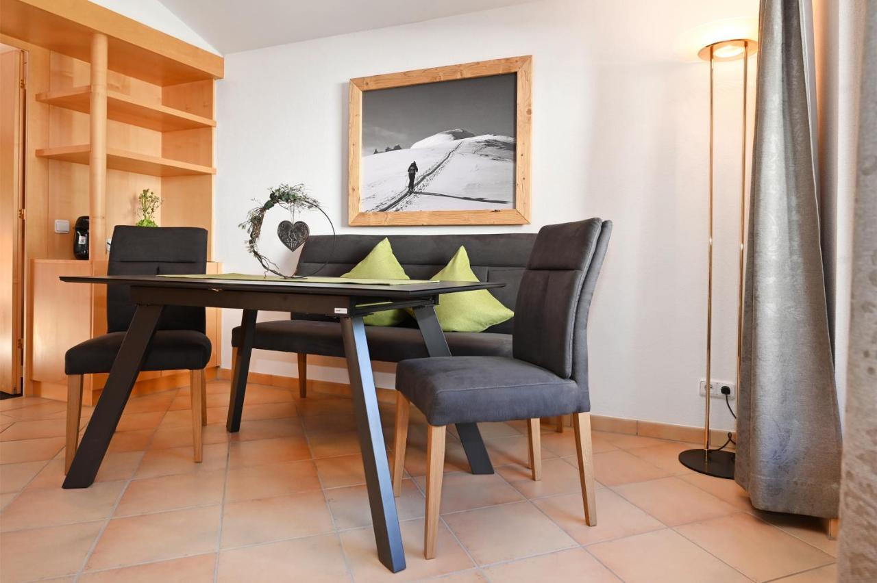 Apartment Marent Garten Chalet ฟานดันส์ ภายนอก รูปภาพ